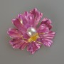 Broche-pendentif Fleur rose mat émaillé et perle blanche, métal doré 46×43 mm
