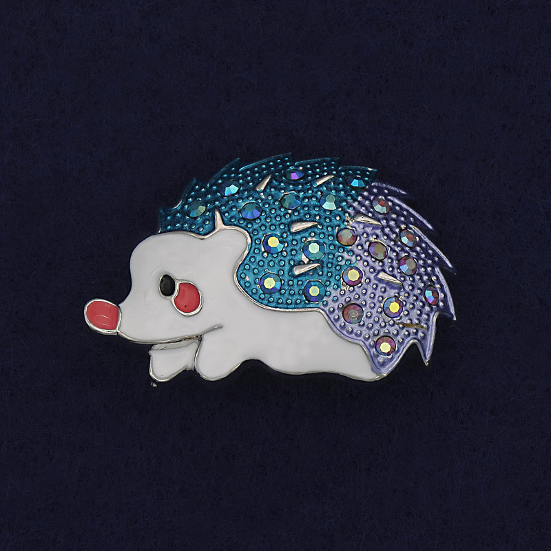 Broche hérisson émaillé, strass, couleur métal doré, 39×29 mm
