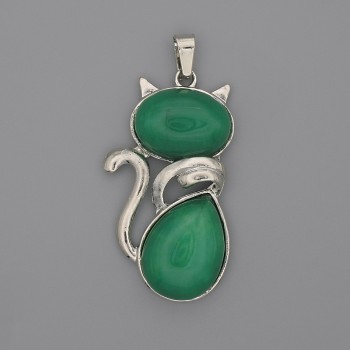 Pendentif Chat en chrysoprase 42×25 mm ±, longueur 50 mm+