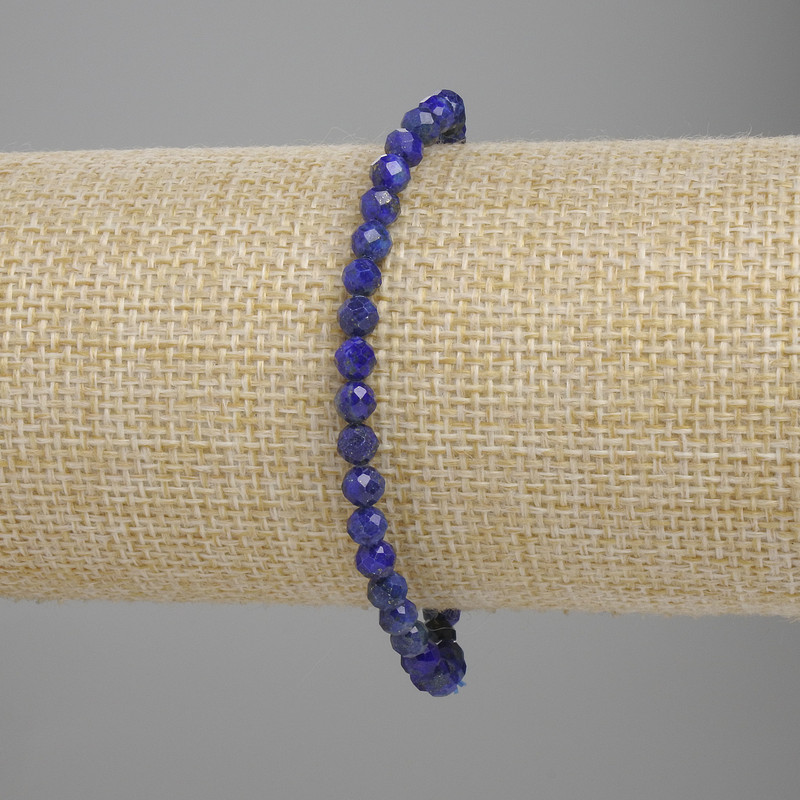 Bracelet en azurite facettée, diamètre 4 mm ±, longueur 18 cm ±, élastique