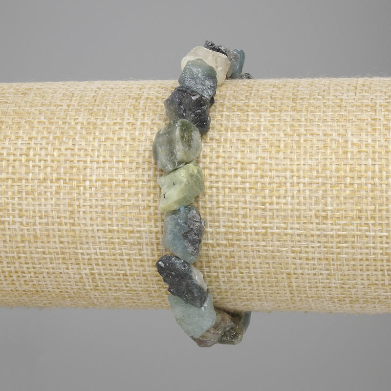 Bracelet en tourmaline brute 9-11×6-11 mm ±, longueur 18 cm ±, élastique