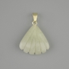 Pendentif Coquille Jadeite 20×20×mm ±, longueur 28 mm ±