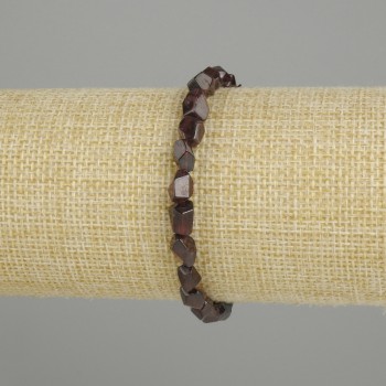 Bracelet en grenat à facettes multiples, diamètre 6,5–8 × 5,5 mm, longueur 18 cm ± élastique