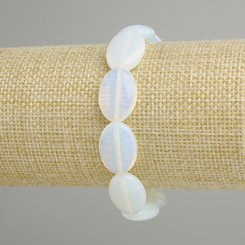 Bracelet Opalite pierre de lune, diamètre 18×13 mm ±, longueur 18 cm ±, élastique