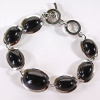 Soldes. Bracelet en agate, monture lisse, pierre ovale 18×22 mm et 15×20 mm, longueur 18–21 cm