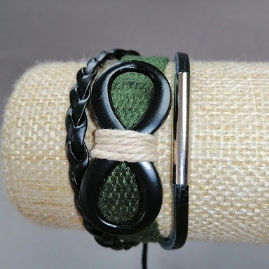 Bracelet enfant vert à cordon réglable «Infini»