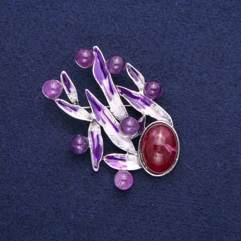 Broche Feuilles avec améthyste, émail violet, métal argenté 38×53 mm