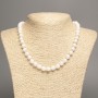 Collier d'agate blanche — billes lisses, diamètre 8 mm, longueur 47 cm ±