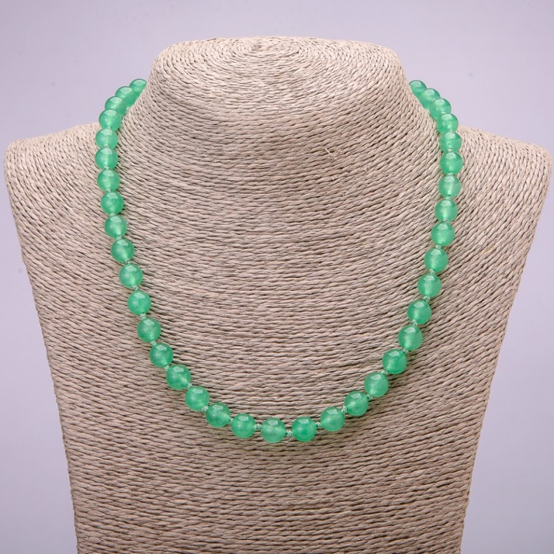Collier en néphrite, perles lisses de 8 mm, longueur 48 cm