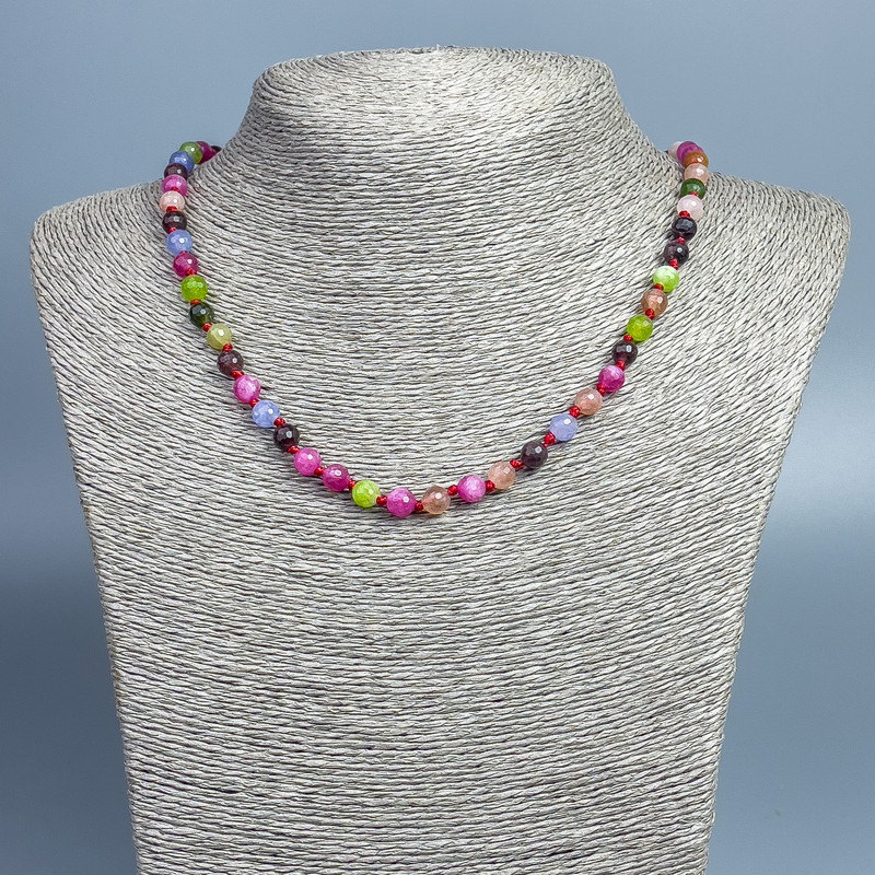 Collier assorti de boules facettées, diamètre 6 mm, longueur 49 cm ±