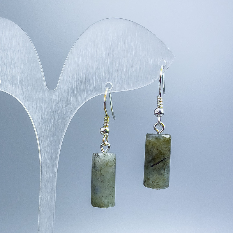Boucles d'oreilles en labradorite, forme cylindrique, diamètre 16,5 × 8 mm+