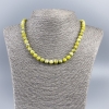 Collier en jaïdéite jaune naturelle, cubes facettés de 7 mm de diamètre, longueur 48 cm ±